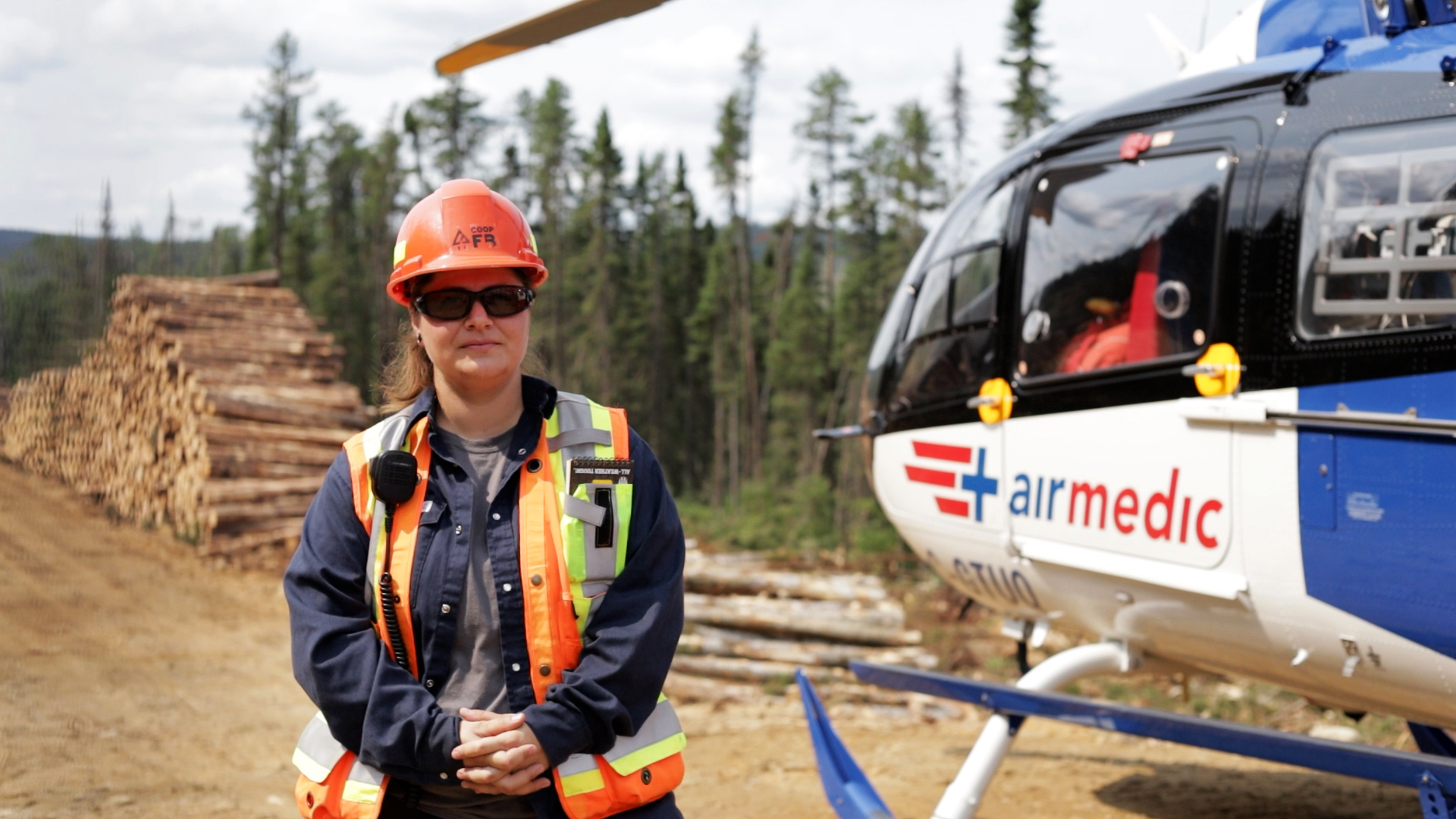 Représentante de la coopérative Ferland-Boilleau lors d'une simulation d'urgence avec Airmedic plan de mesure d'urgence