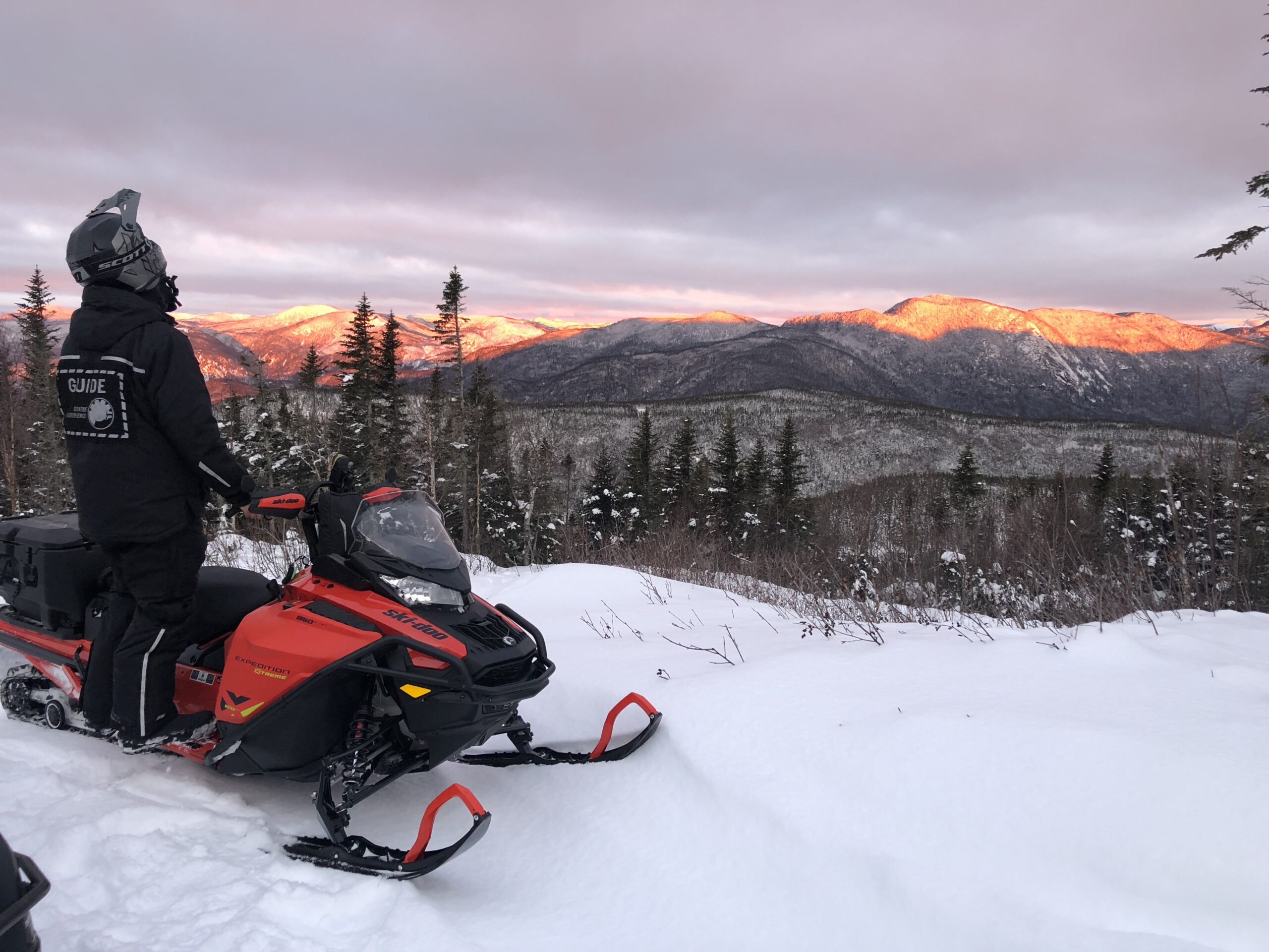 NordExpe-airmedic-radonnee-de-motoneige-quebec-hiver-neige-visite-voyage-nord-du-quebec-orignaux