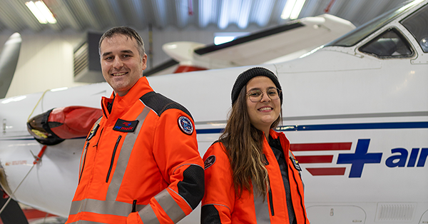 Équipe Airmedic technicien technicienne en entretien d’aéronefs carrières chez Airmedic